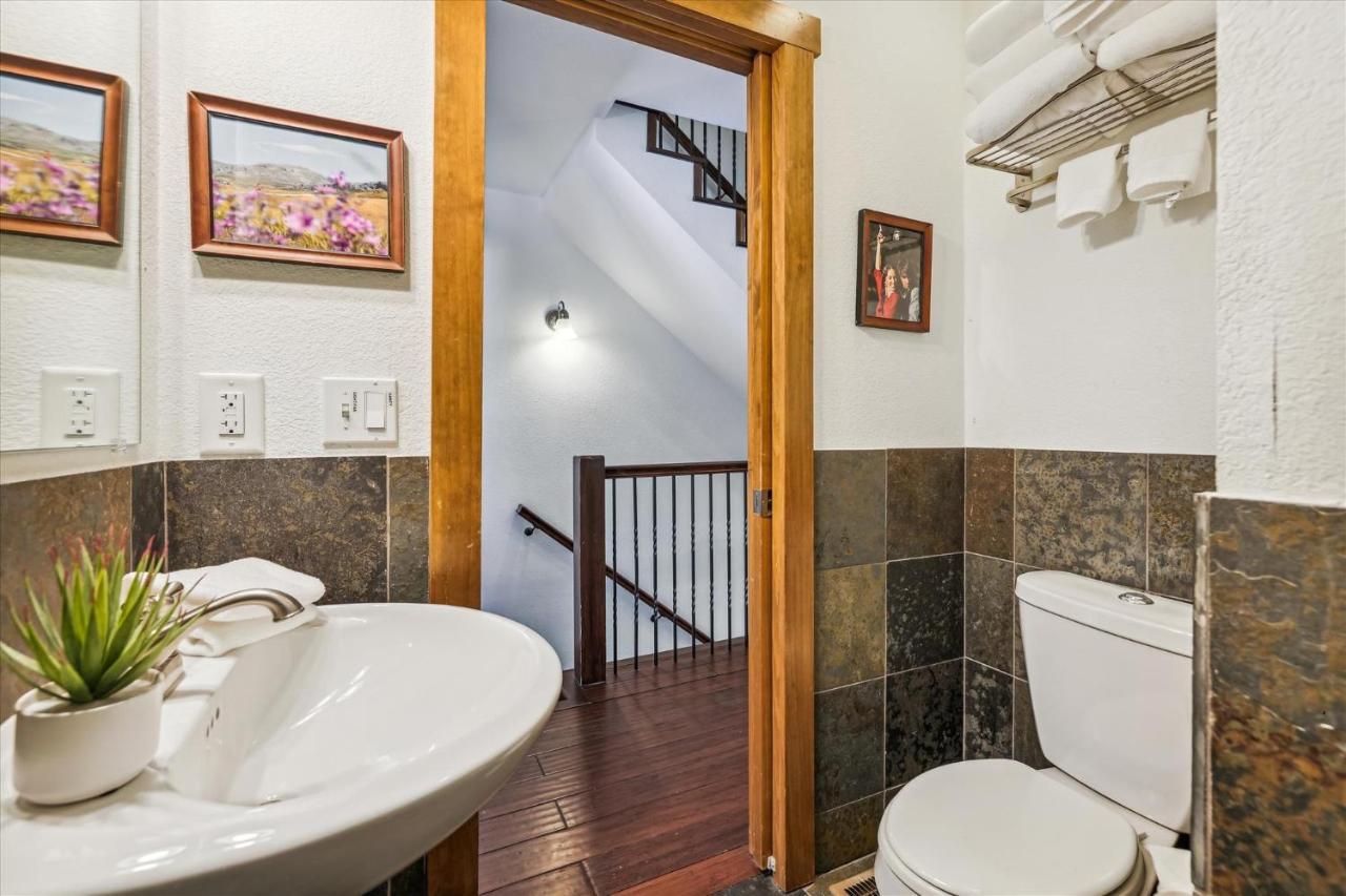 White Cap Lodge Townhouse เบรกเคนริดจ์ ภายนอก รูปภาพ